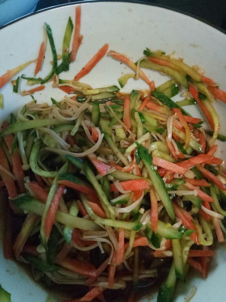 凉拌三丝
