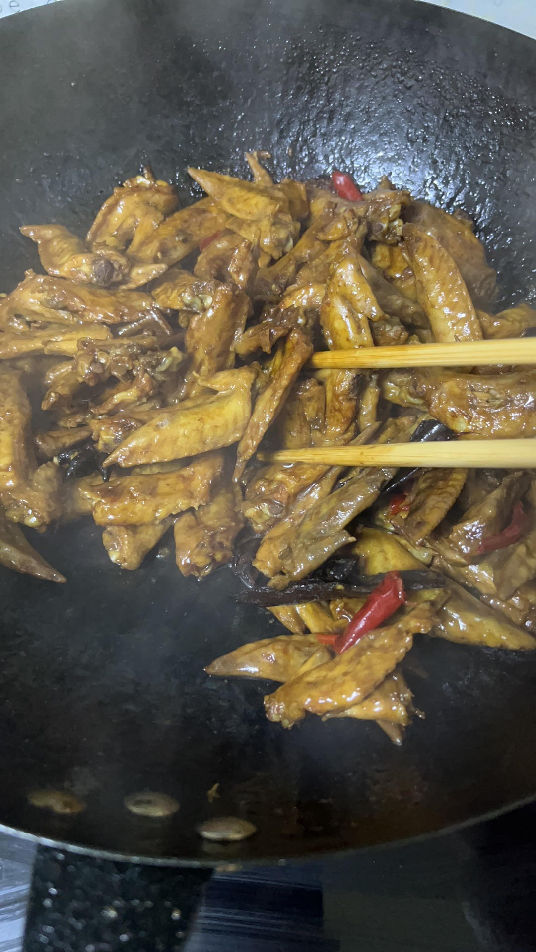 卤鸡翅尖🐔堪比周黑鸭，新手也可以拿捏住⭕️