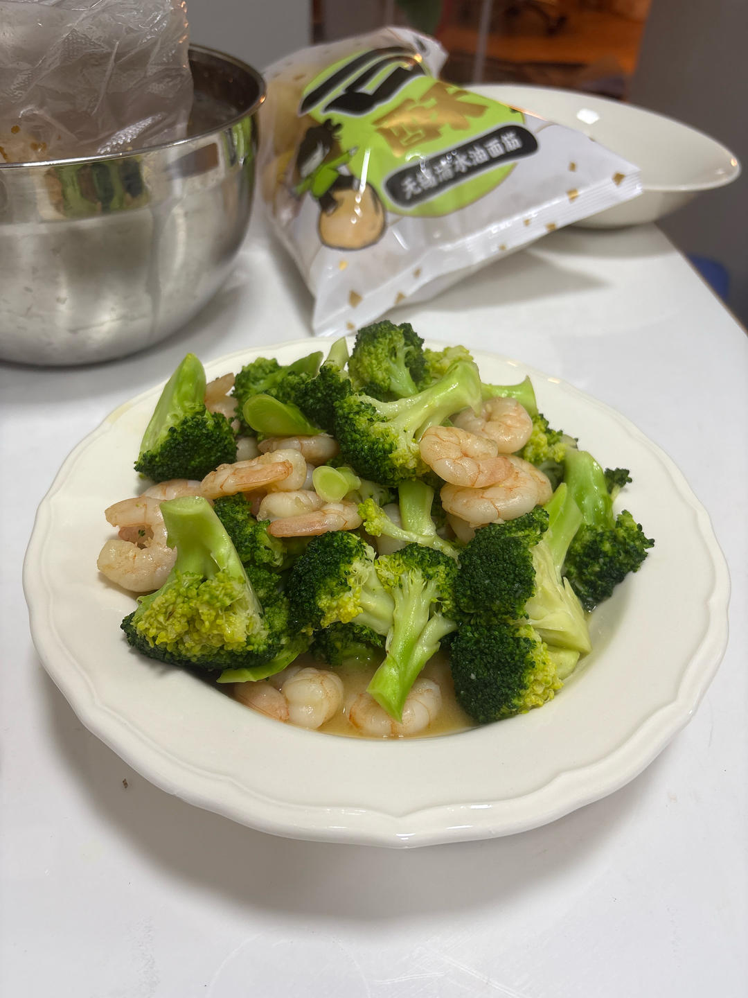 减肥去脂的西兰花炒虾仁