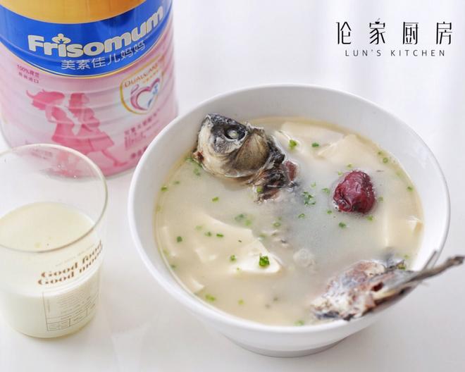 【营养月子餐】奶白鲫鱼豆腐汤——清热利尿 通气下乳的做法