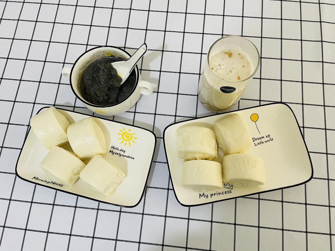 纯奶手撕吐司的做法 步骤1