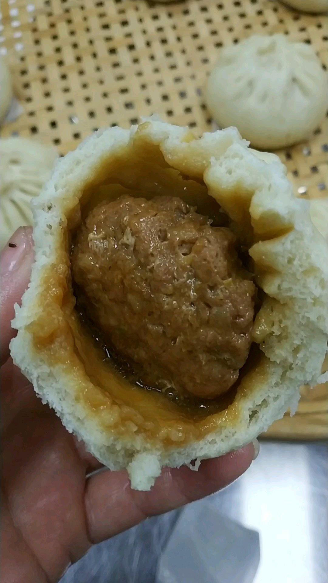 ㊙️巨好吃的爆汁肉包‼️不吃后悔！