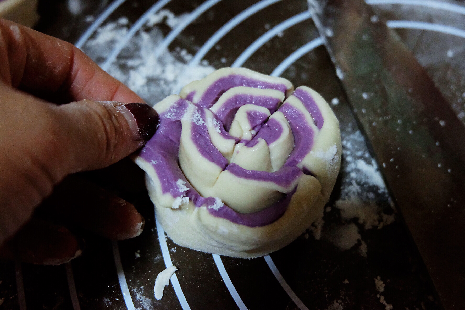开花的紫薯馒头的做法 步骤7