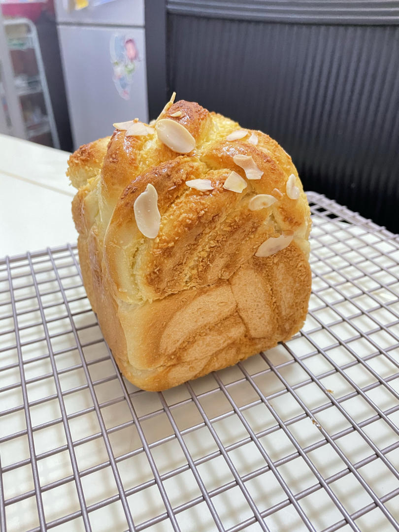 椰蓉吐司｜料多多，隔着屏幕都能闻到香味