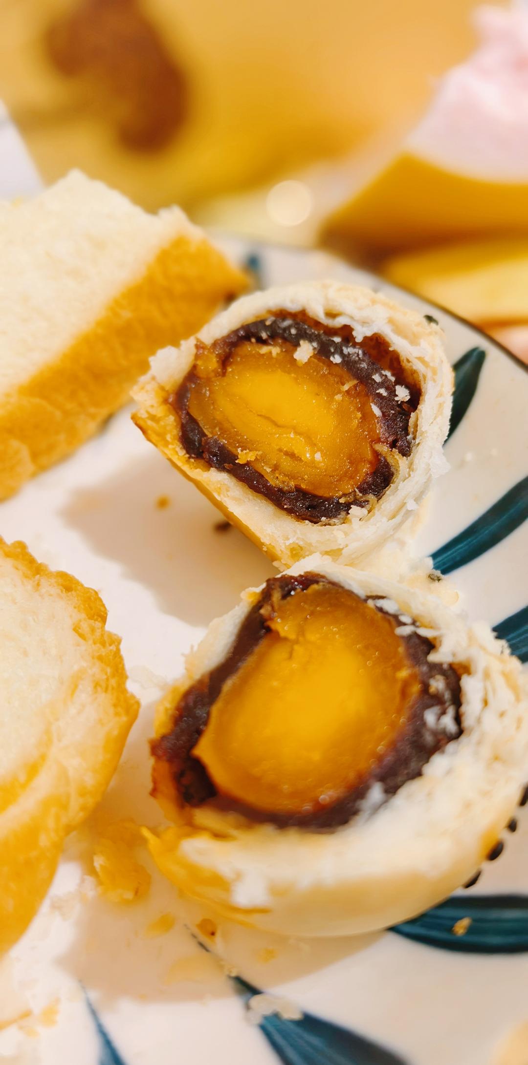 苏式鲜肉榨菜月饼