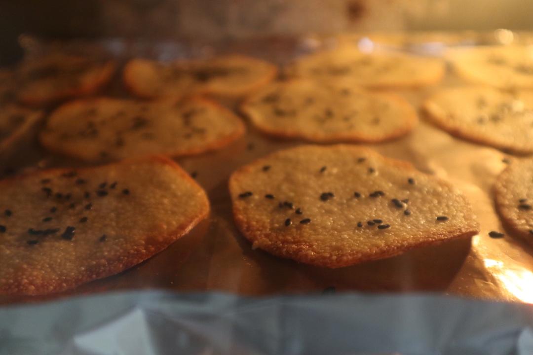 免烤箱非油炸❗️微波炉5分钟就能做薯片❗️