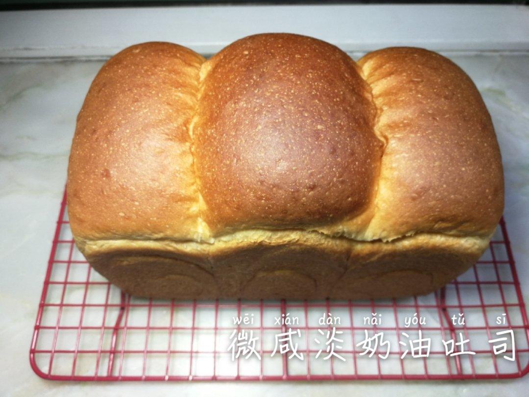 微咸味奶油吐司