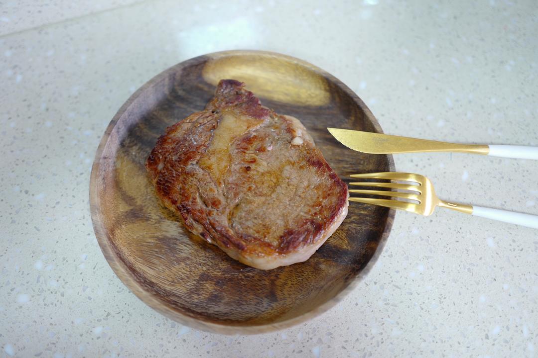 煎牛排