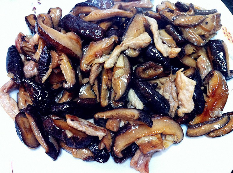 香菇炒肉