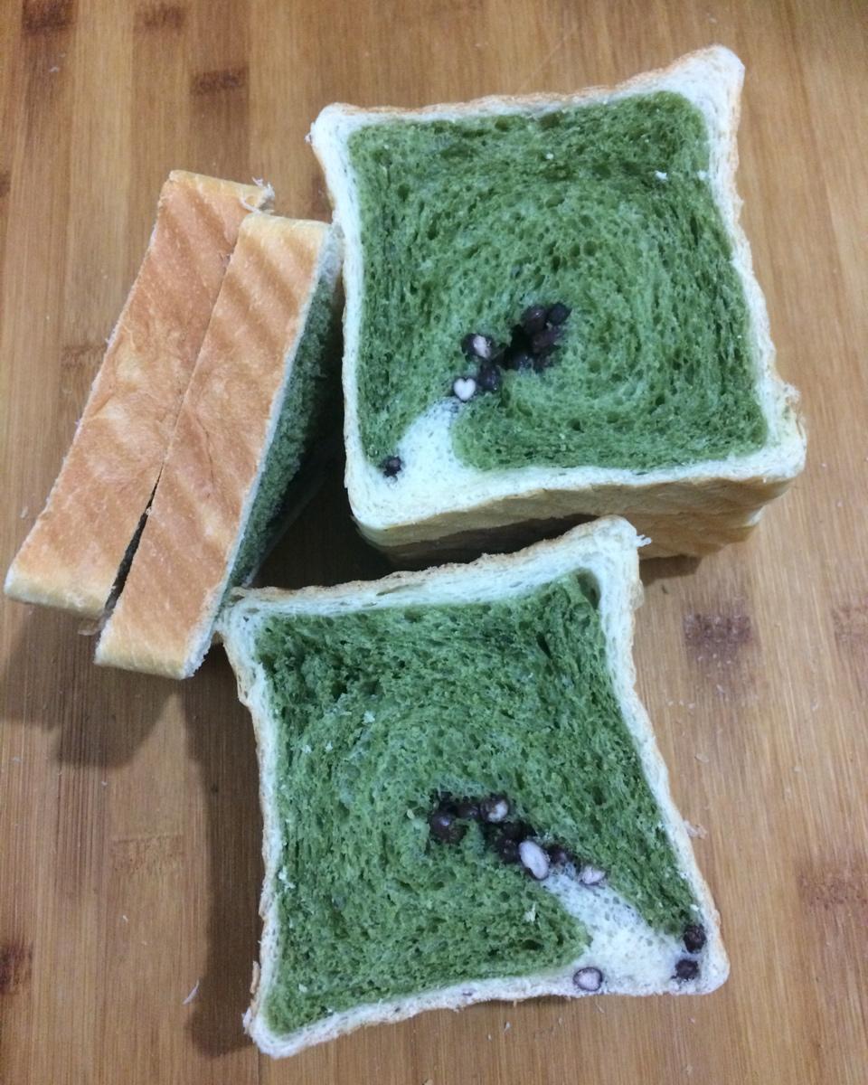抹茶蜜豆吐司