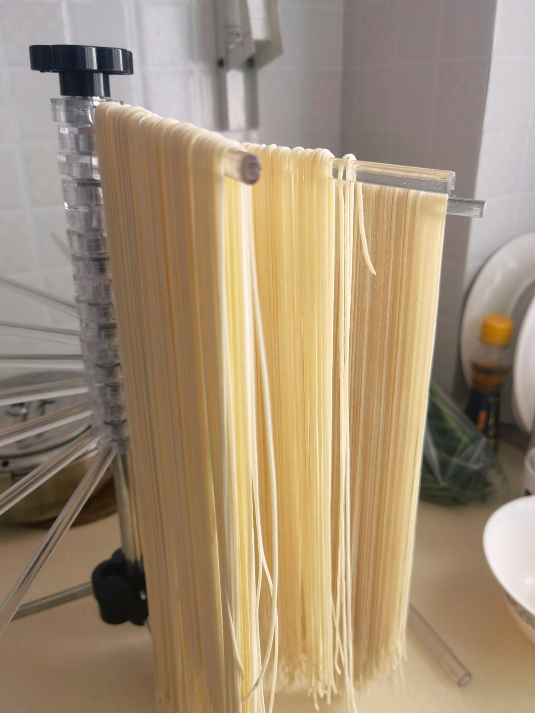 自制彩色手工面条/挂面