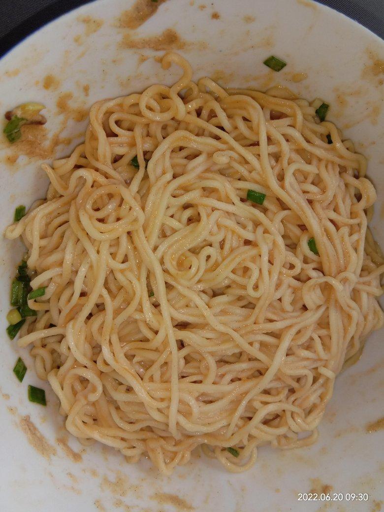 超简单超快手的热干面（小白也可以学会哦）