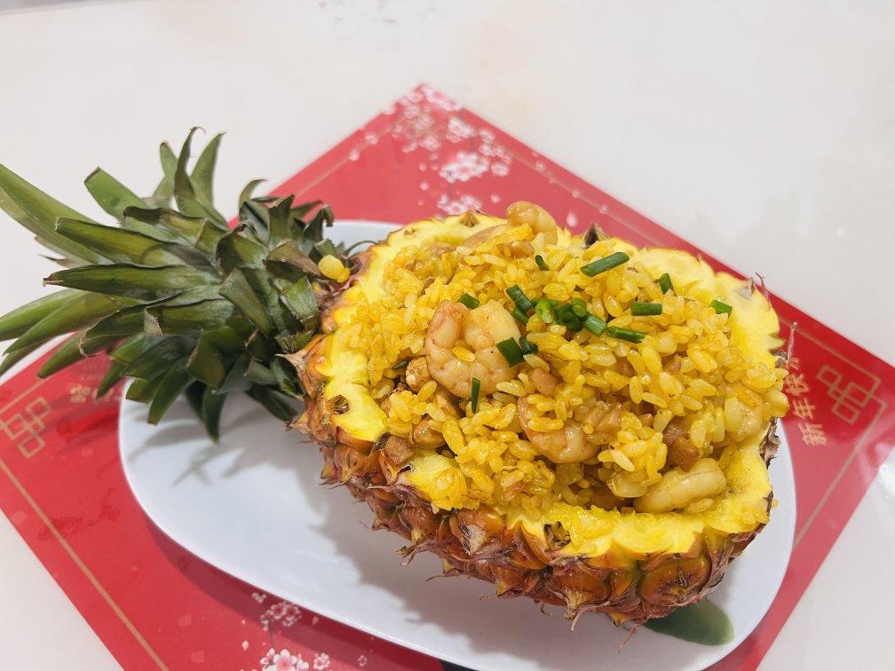 超正の泰式菠萝炒饭