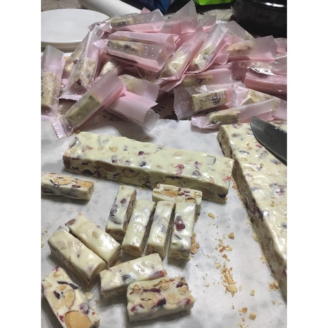 《Tinrry下午茶》教你做熬糖版牛轧糖