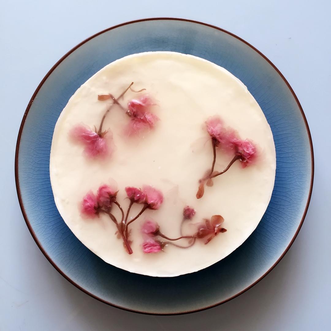 颜值爆表的樱花慕斯。（6寸圆模）