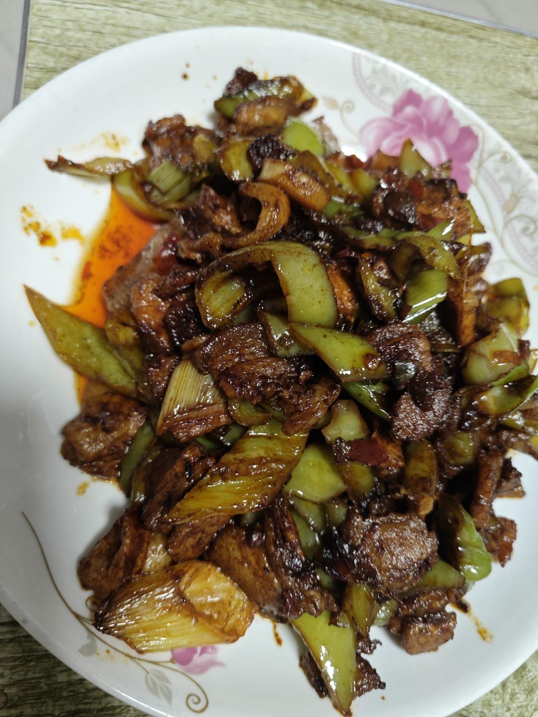 每个湖南人心里的都有一碗的辣椒炒肉（老一辈叹气年轻人喜欢的零基础版）