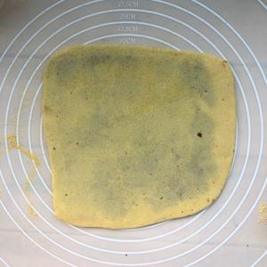 （简易无油减脂健身）
脆香玉米豆沙薄饼的做法 步骤8