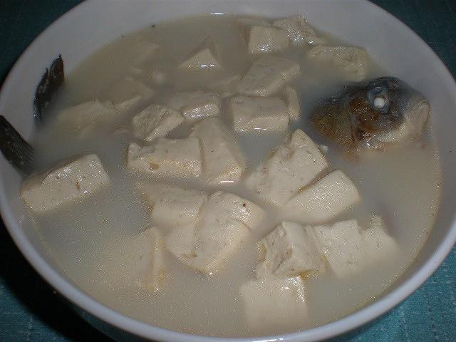 鲫鱼豆腐汤的做法