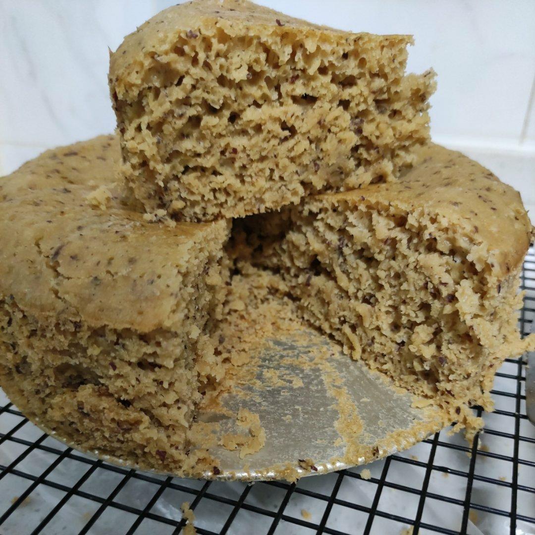 补铁、补血、香甜蓬松的红枣发糕，不需揉面，蒸一蒸就可以了