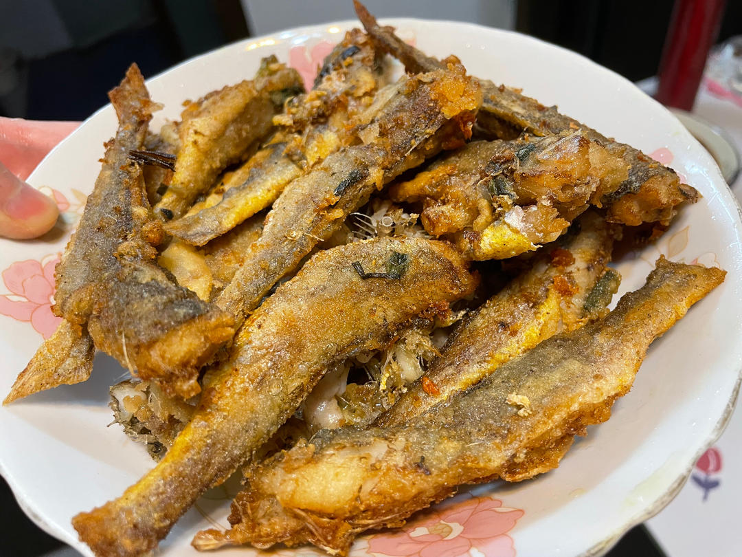 干炸香酥小黄鱼