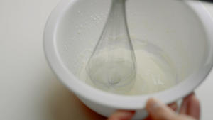 老酸奶舒芙蕾松饼的做法 步骤2