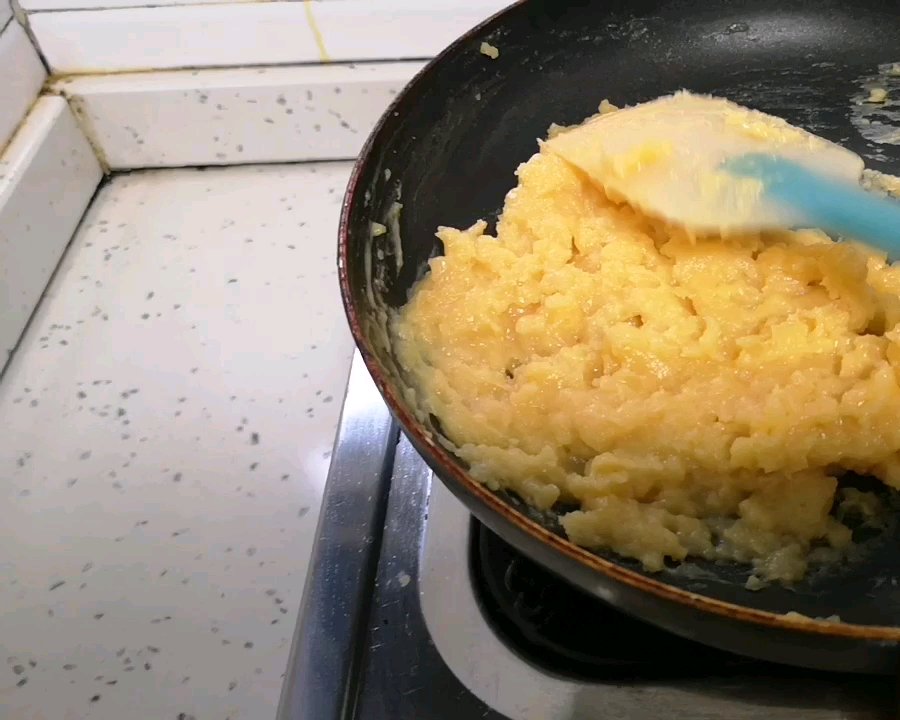 金沙奶黄馅（没有淡奶油也可以做）的做法 步骤10
