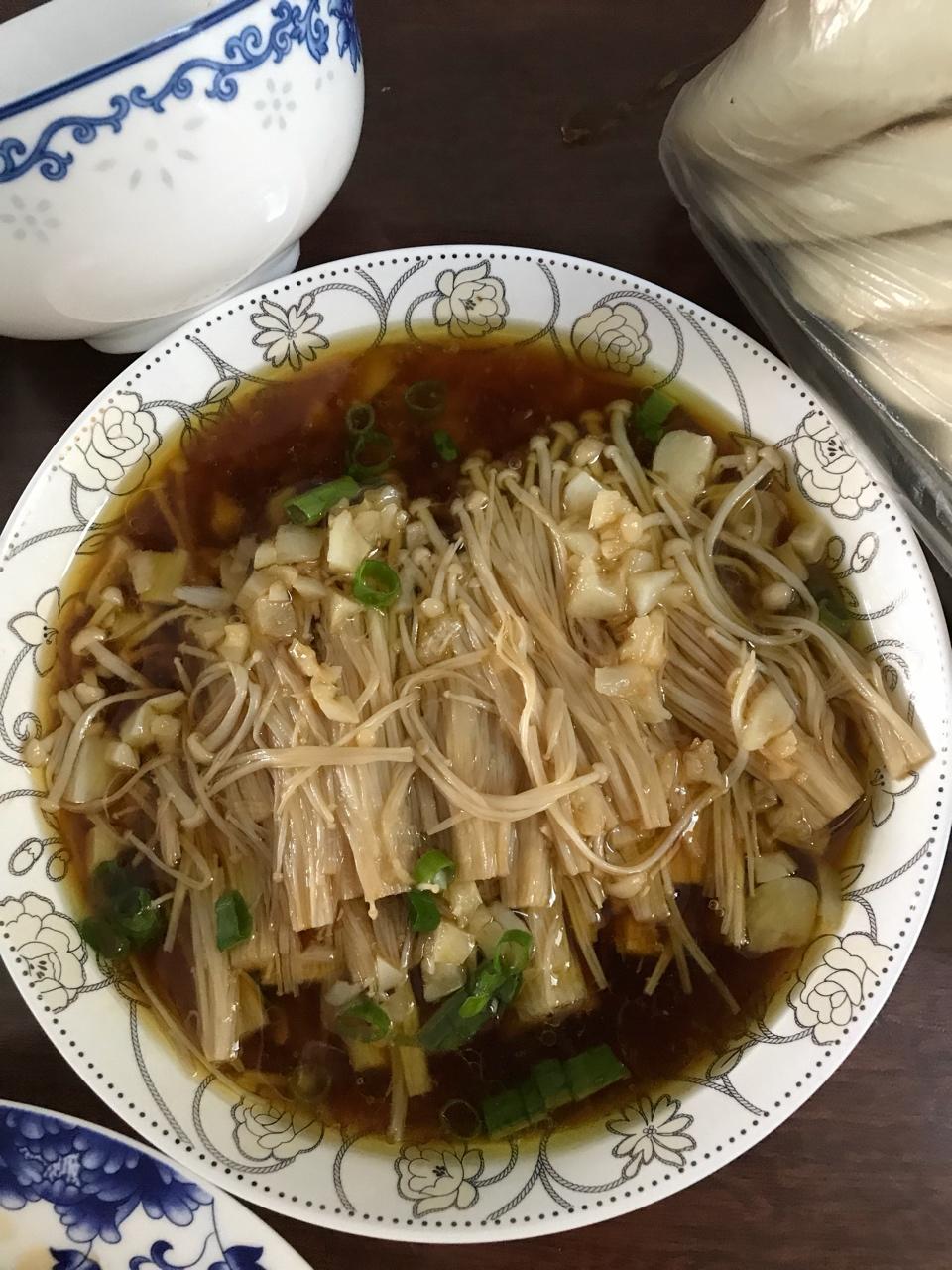 蒜蓉蒸金针菇