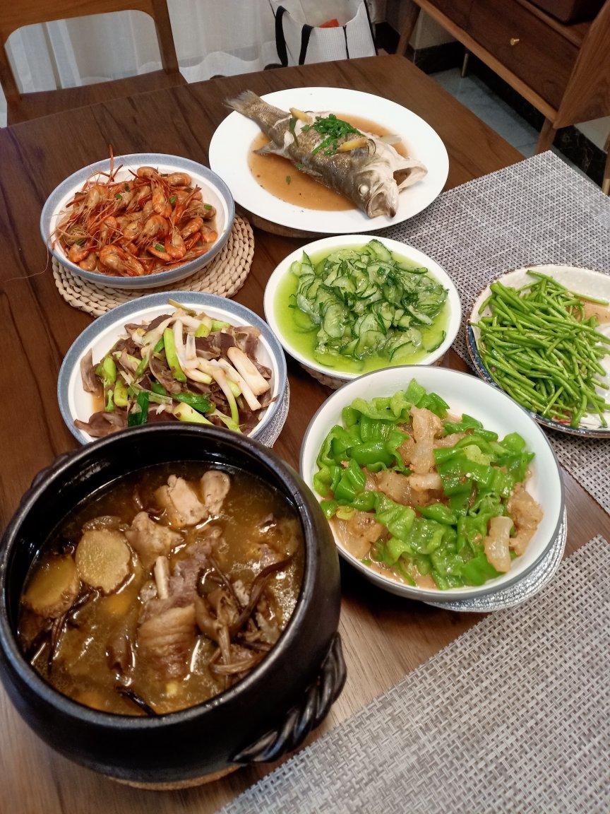 我也来晒晒年夜饭