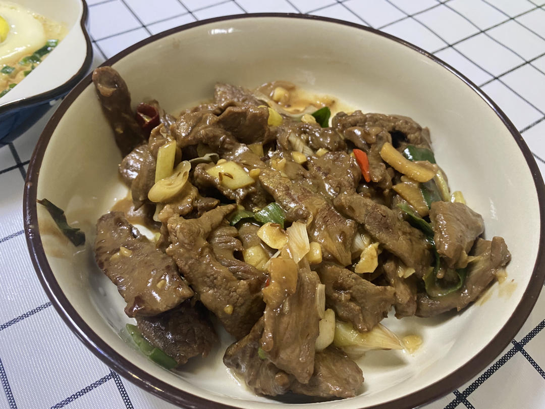超快手超下饭的葱爆牛肉