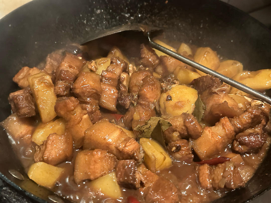 红烧肉炖土豆（丝毫不腻）
