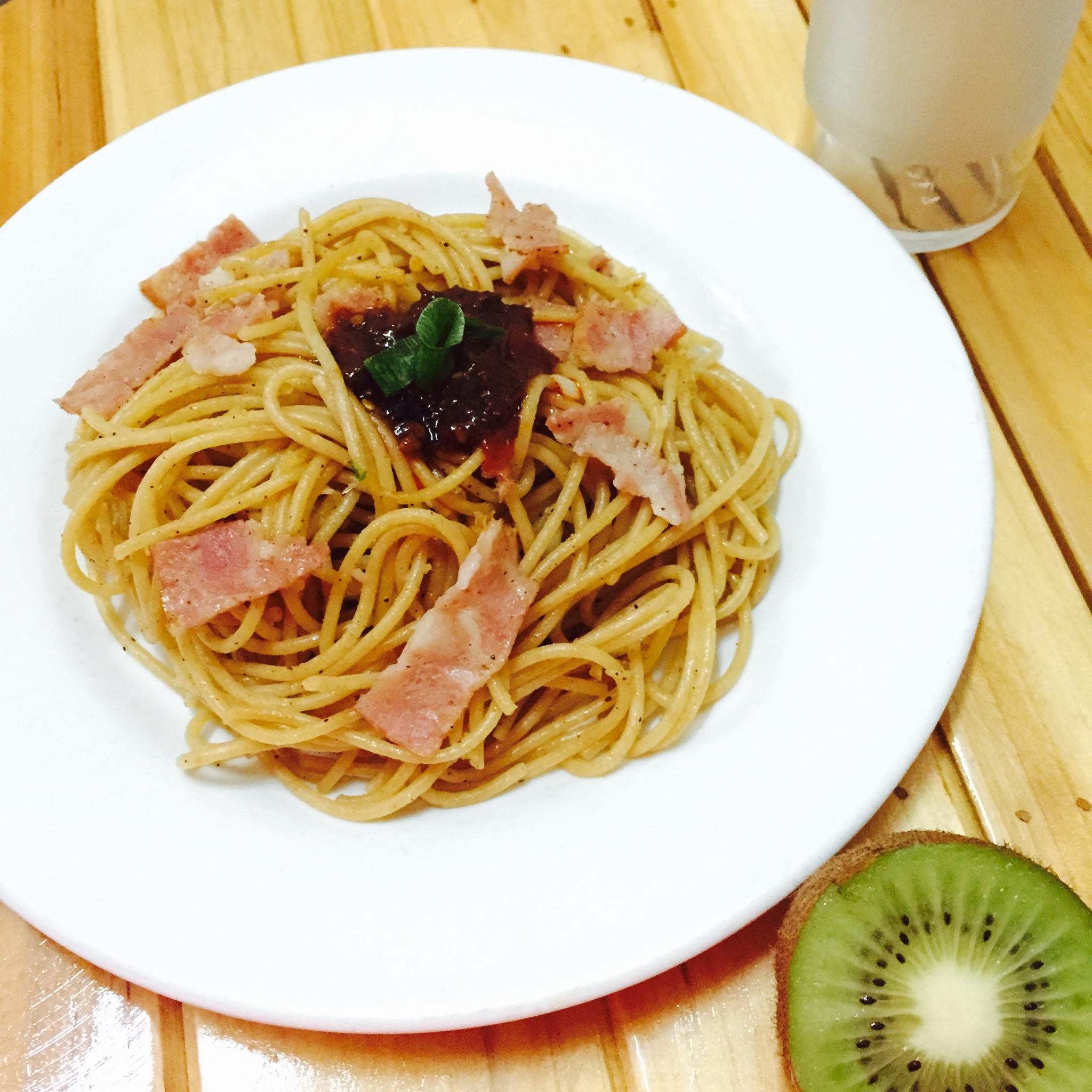 书桓做的黑椒培根意面