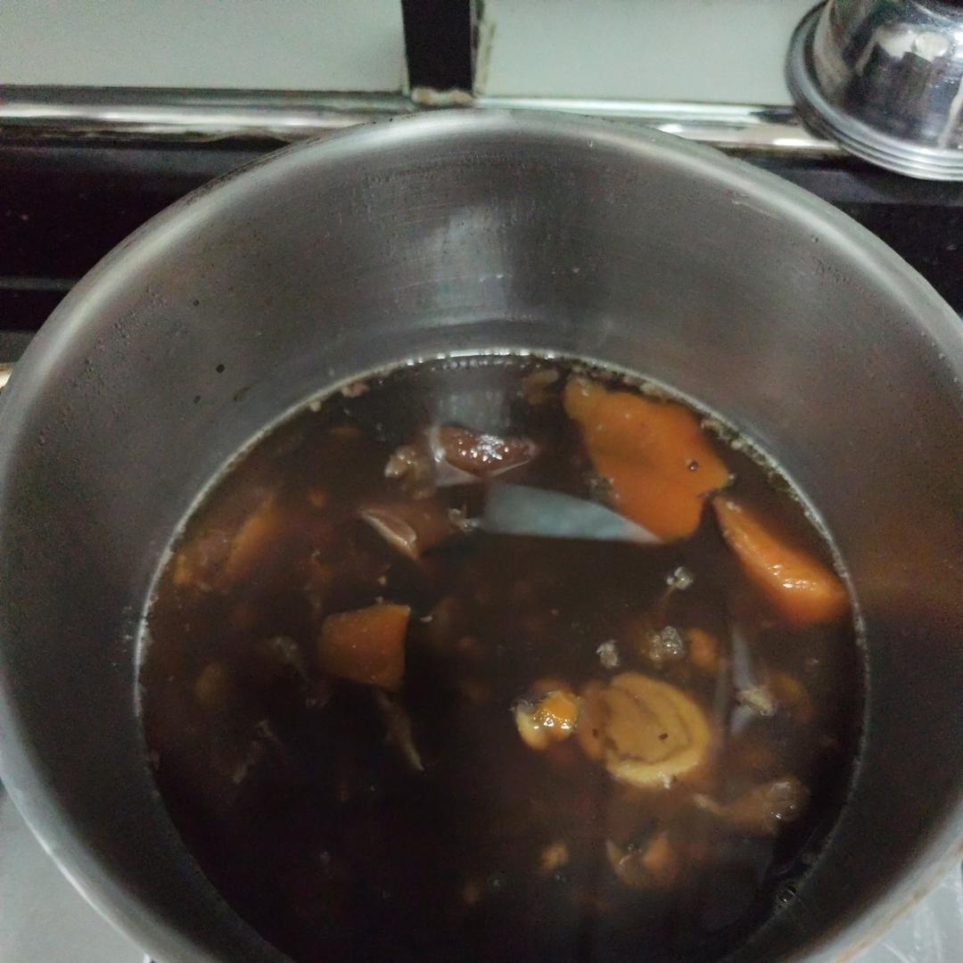 车前草煲猪小肚