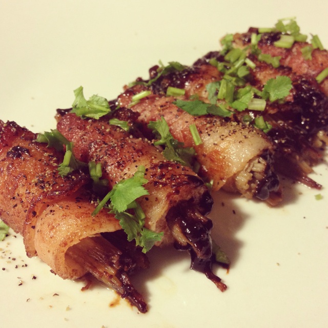 香煎培根金针菇卷