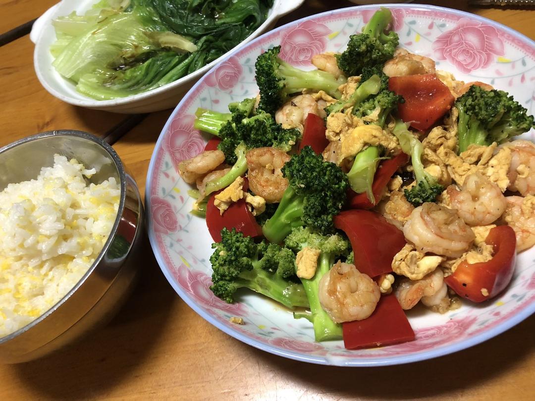 清炒虾仁西兰花
