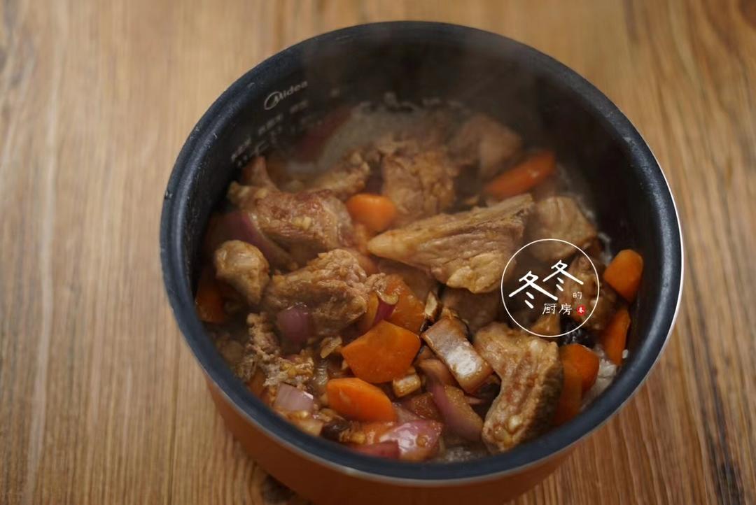 懒人版🍲排骨焖饭的做法