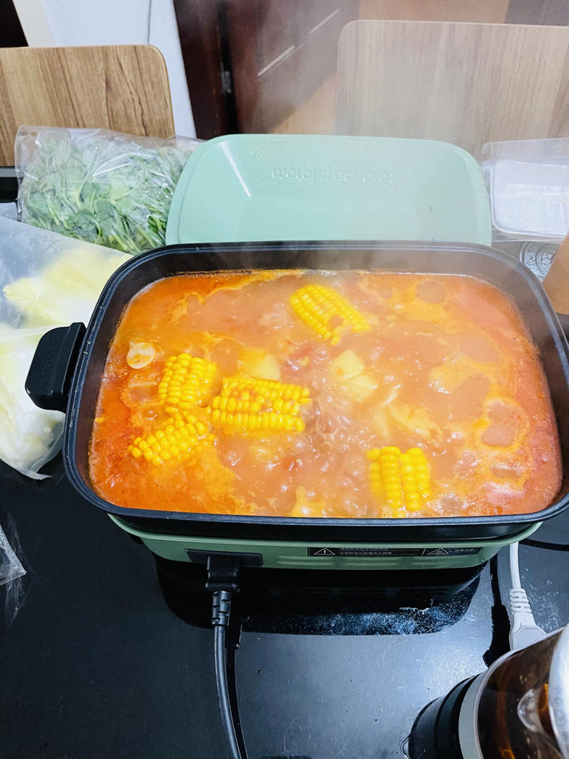 番茄土豆玉米排骨汤