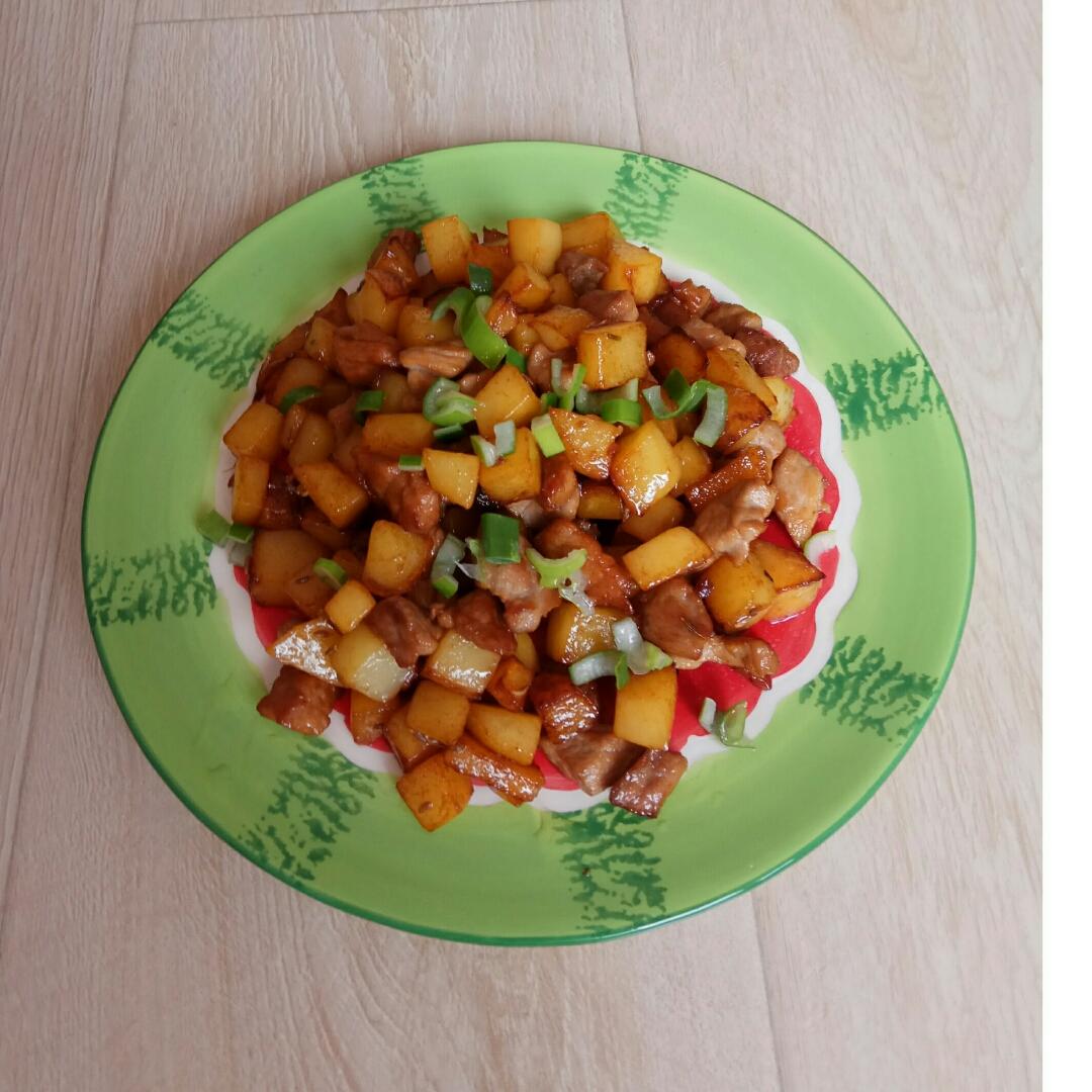 一道怎么做都好吃的干煎土豆鸡丁（红烧，咖喱，椒盐，孜然）