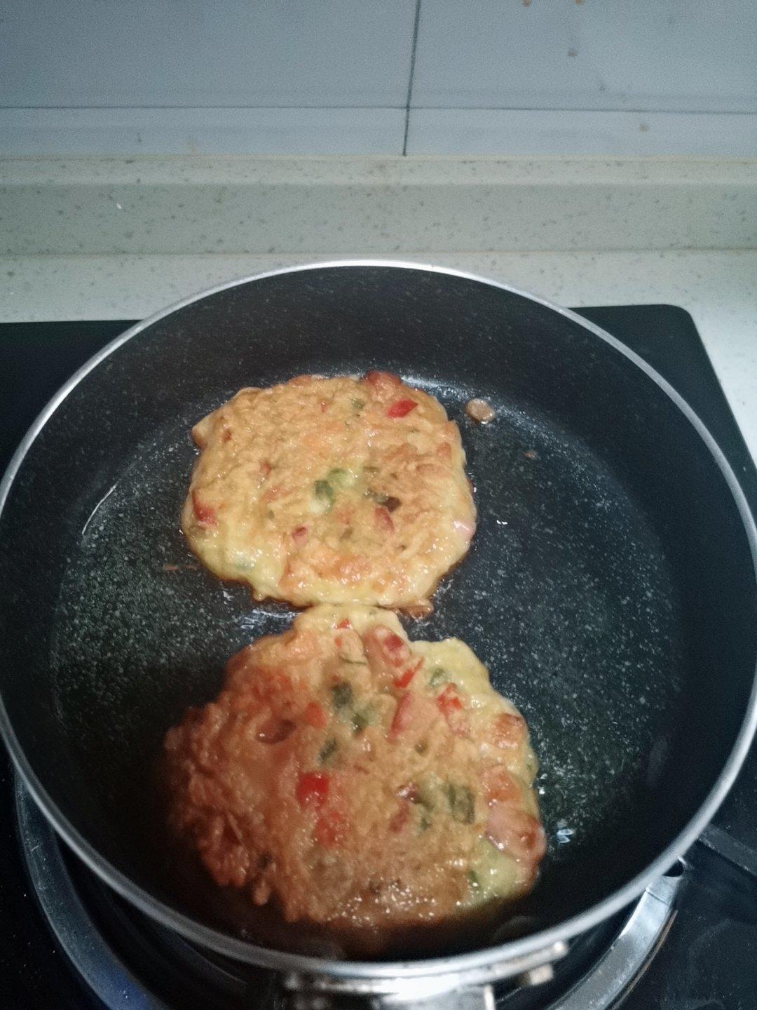 胡萝卜青椒豆腐饼-金饼