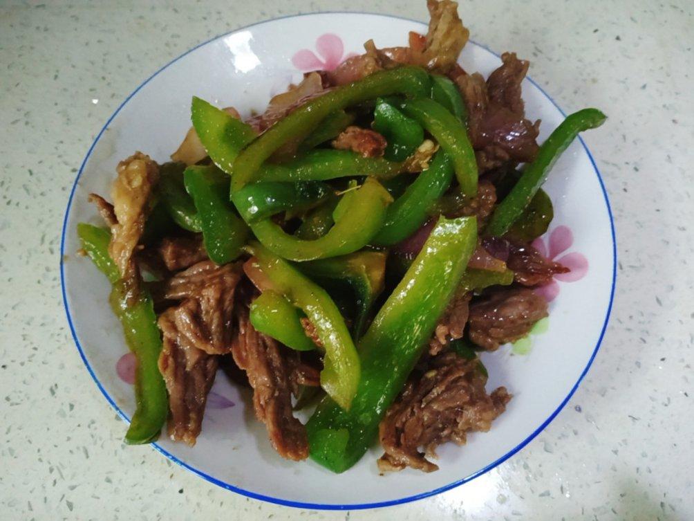 洋葱青椒炒牛柳