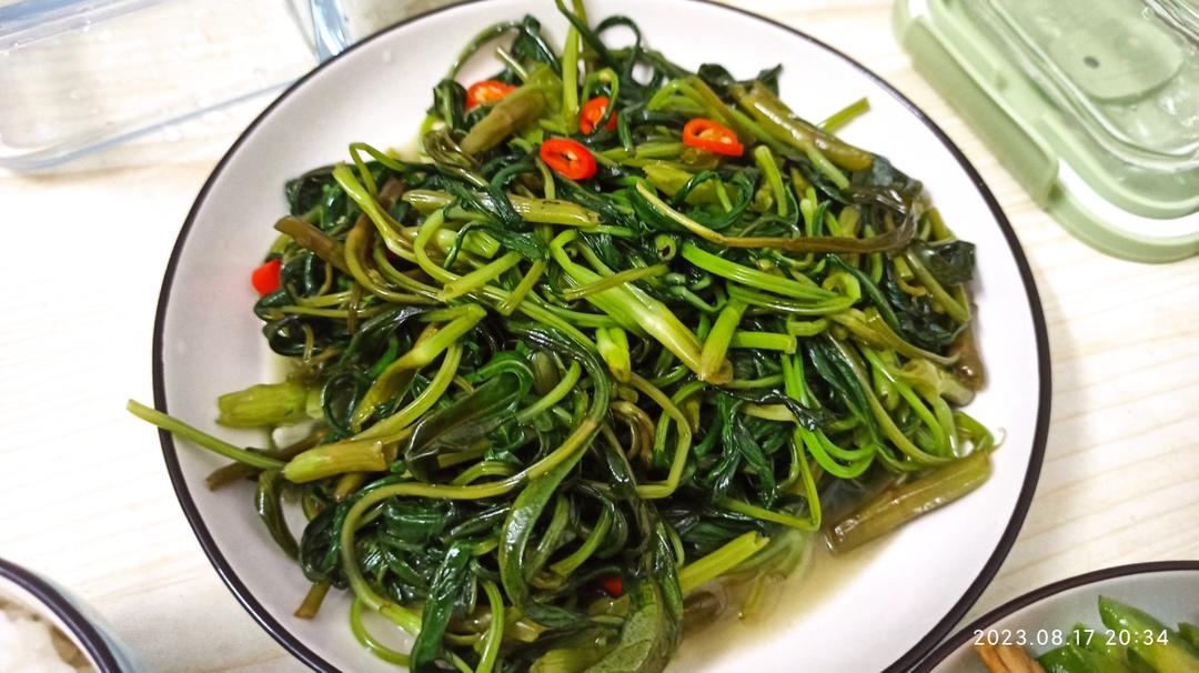 炝炒空心菜（不黑的秘密）