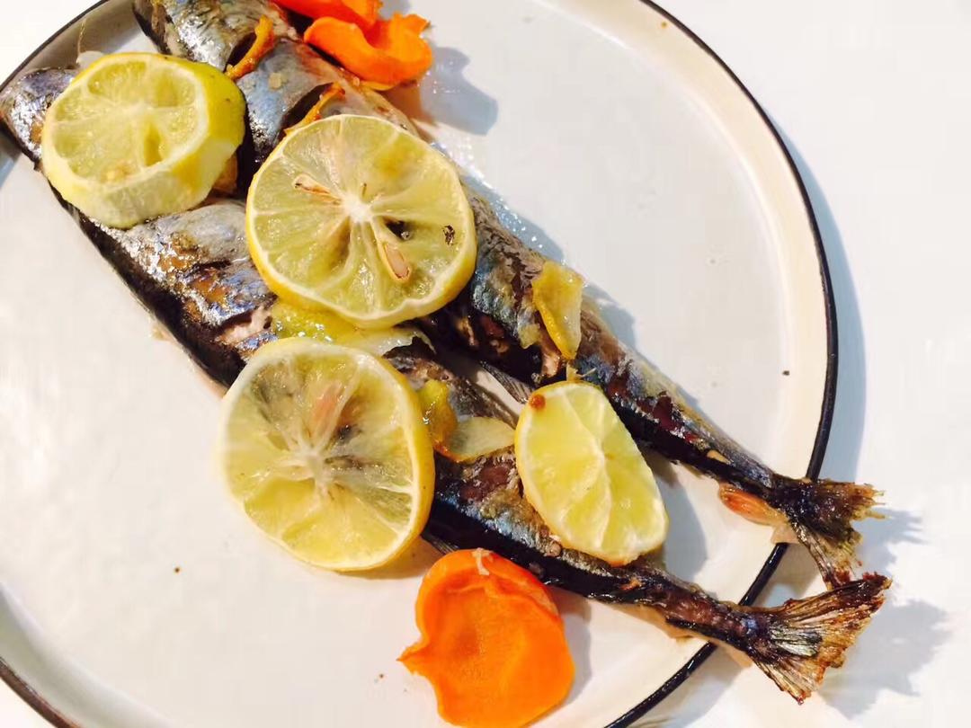 橙香烤秋刀鱼