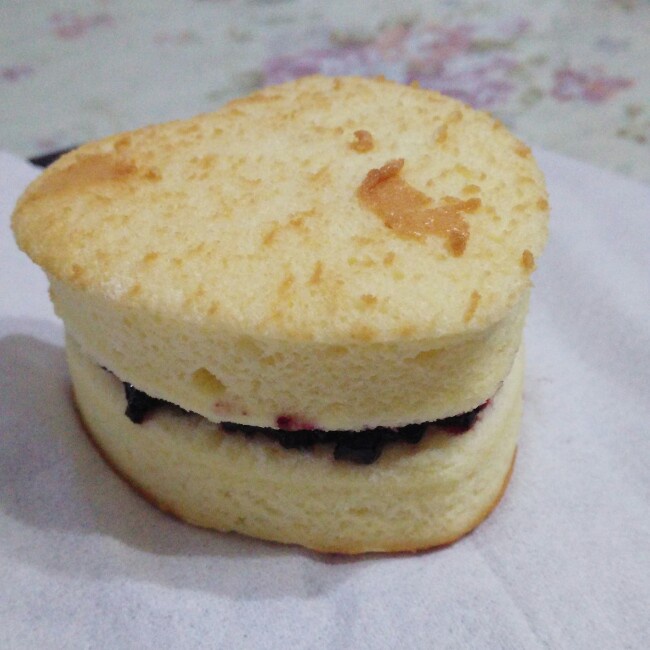 超简单完美戚风蛋糕（6寸2蛋）附打发、翻拌、脱模视频