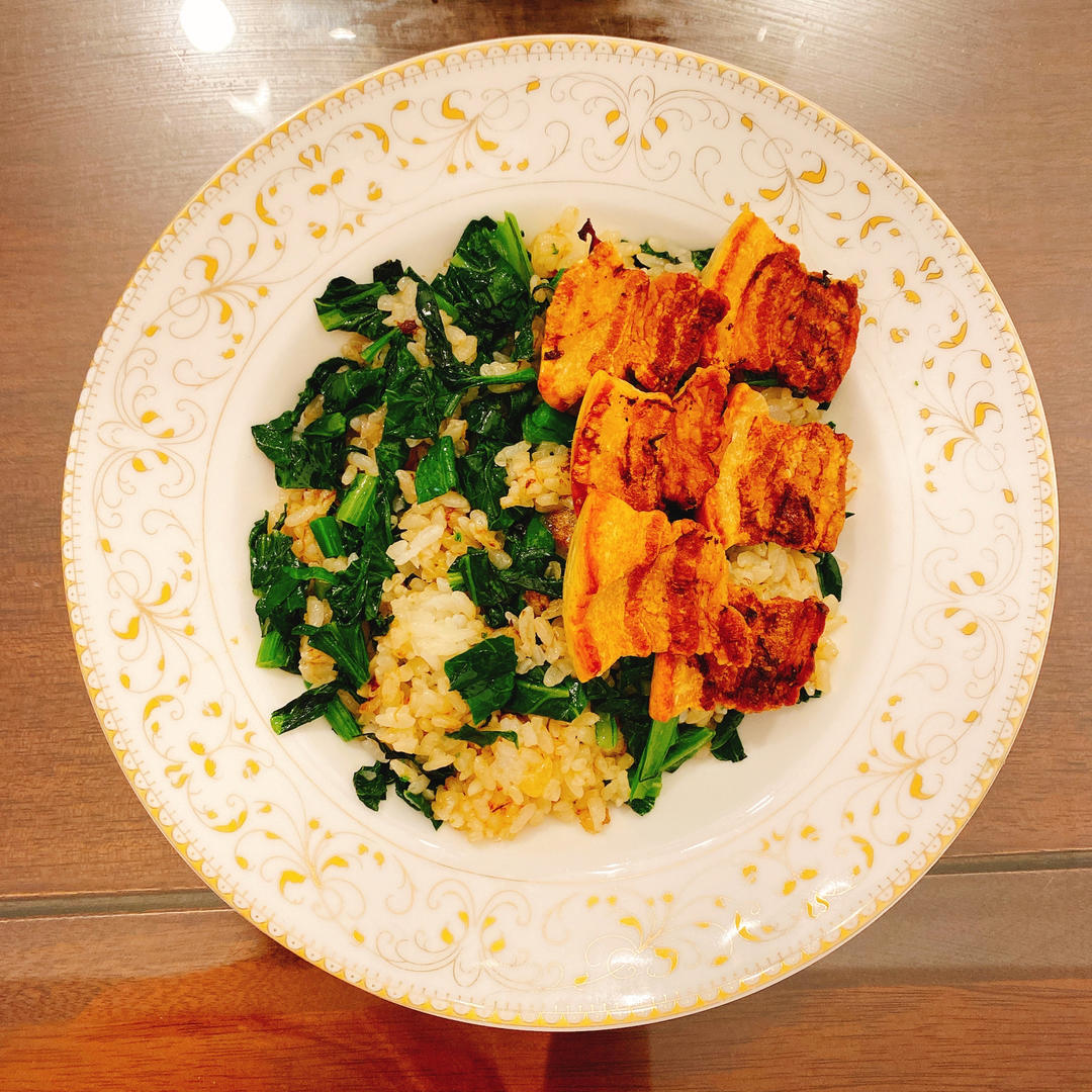 菜心粒油渣炒饭