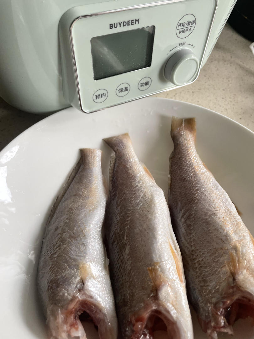 番茄豆腐炖小黄鱼【2月北鼎蒸炖锅食谱】