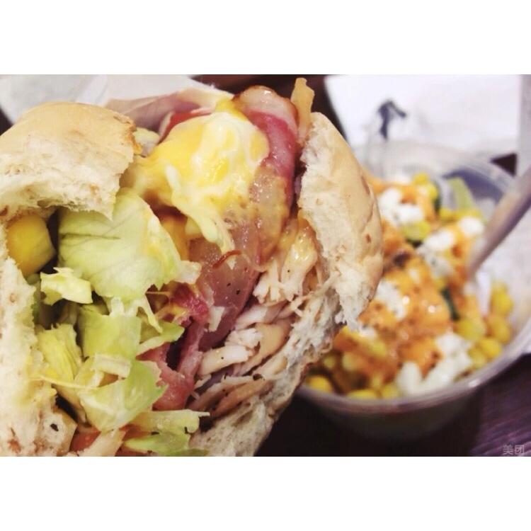 火腿芝士蛋三文治