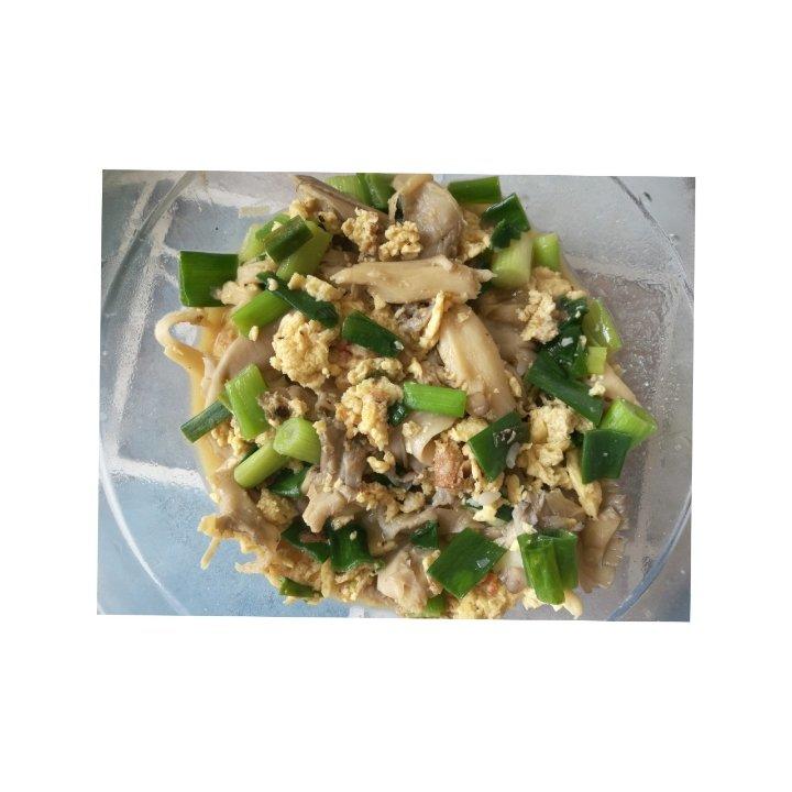 平菇炒鸡蛋