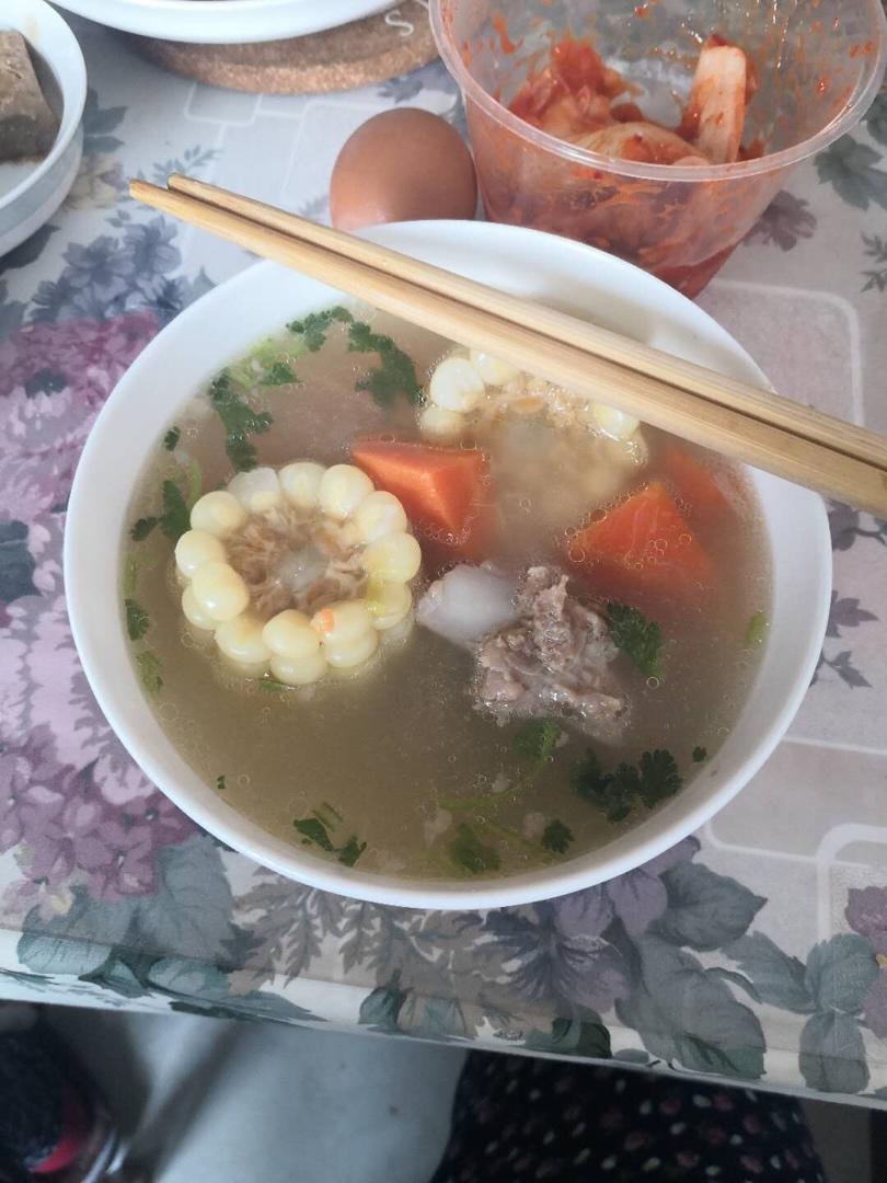 排骨玉米汤
