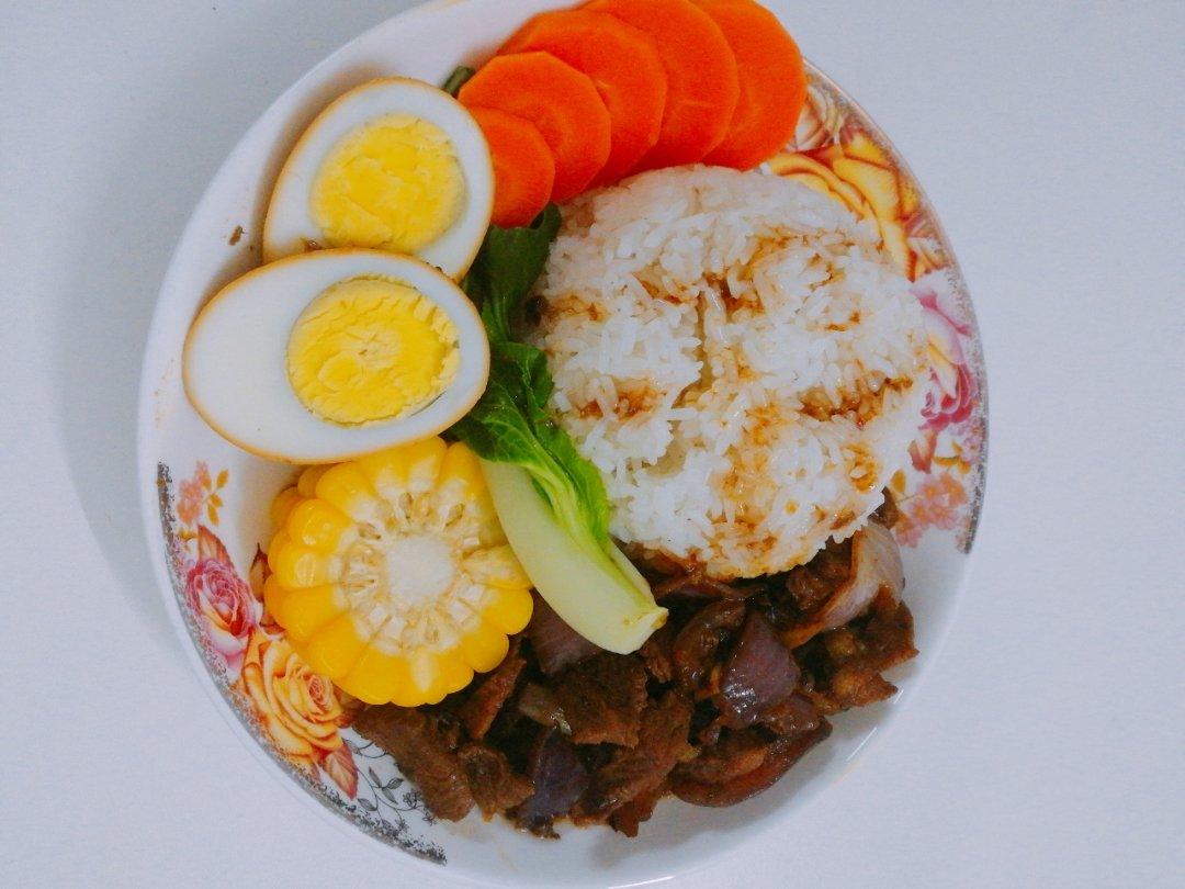 好吃到停不下来的卤肉饭