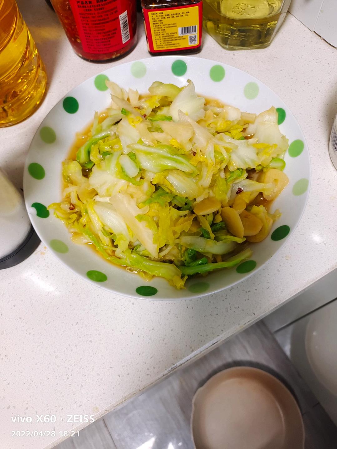 厨师长教你：8种不同的包菜做法，这里总有一款属于你的菜