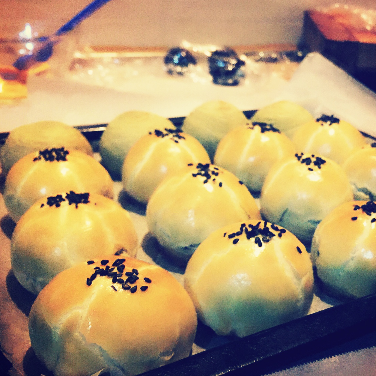 蛋黄酥~紫薯、抹茶、原味~花好月圆，中秋快乐~内附一次做六色蛋黄酥方法~